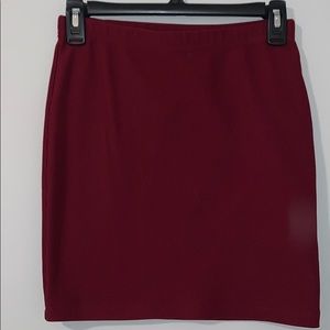 Maroon ribbed body con mini skirt